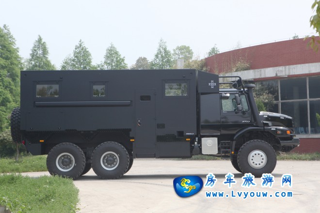 阿莫迪罗·赛托斯6X6ZETROS奔驰底盘系列
