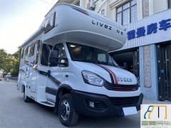 览众 20款览众塞拉依维柯双拓展C型房车