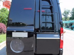 28途酷专利产品-背驼式空调+尾部爬梯