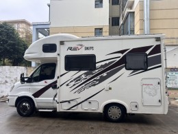 瑞弗房车 2019款V800