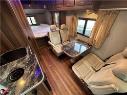 齐星   2019款依维柯后拓展C型房车