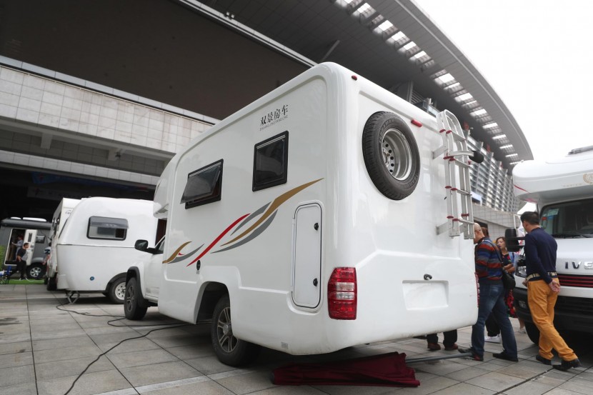 超值奉上特价仅售18.5万元，仅此一台，双景越野皮卡房车 WLH_9618
