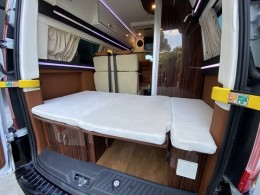 福客特房车 2021款黑骑士沙发床版