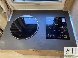 览众 20款览众塞拉依维柯双拓展C型房车