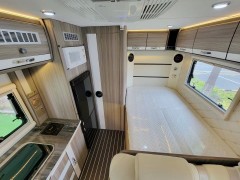 骏驰房车 2019款大通C型纵置床