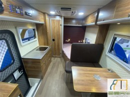 亚星房车 2021款C型自动挡房车