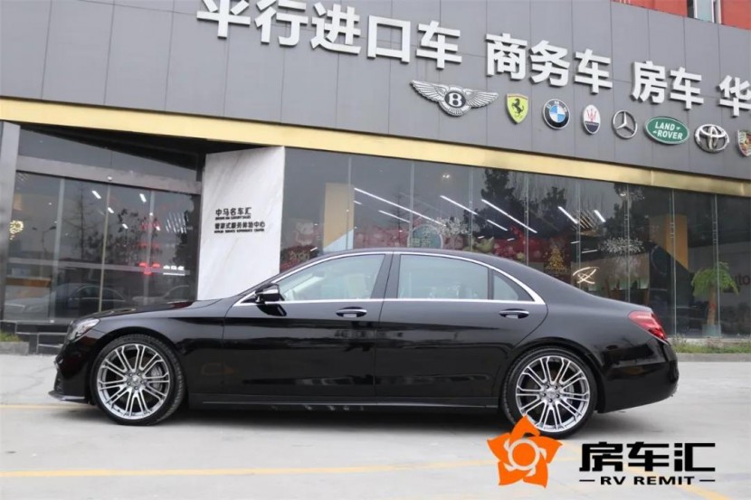 2020款英飒版奔驰S450L实拍，行政豪华轿车中的王者！8.jpg