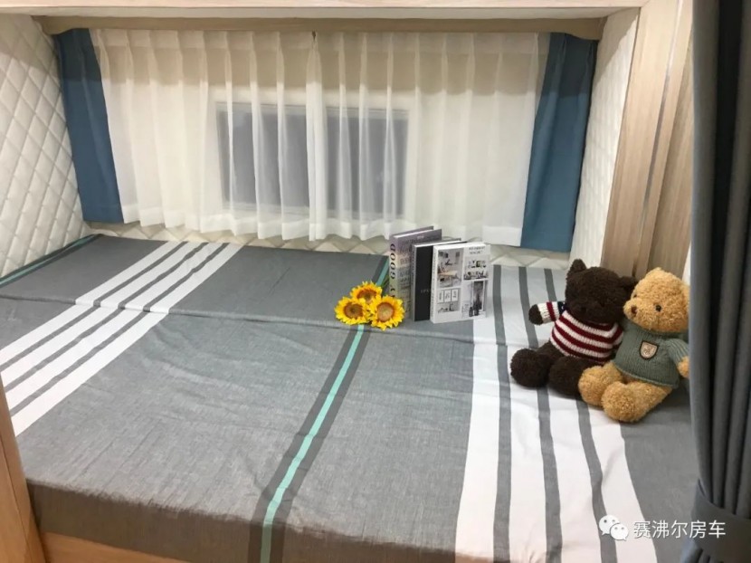 9月2日郑州房车展，赛沸尔依维柯C型双拓展房车，自由恒定久远，优雅永不过时！066ecc5b5256cb887d48d6842236d3e0