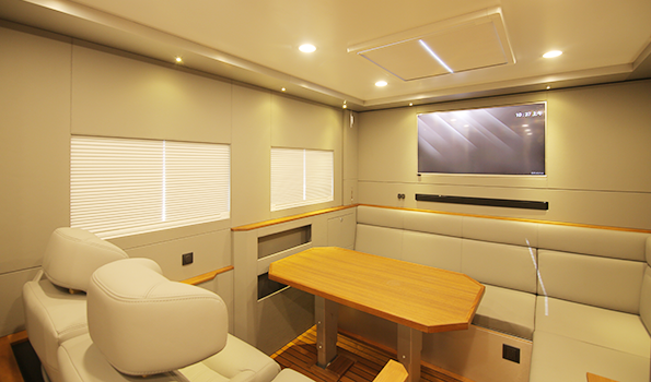 德野man8X8越野房车领航者M-诺马迪森房车荒野霸主志在千里这是描述信息