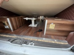 卫航房车 2017款加长轴B型商旅版