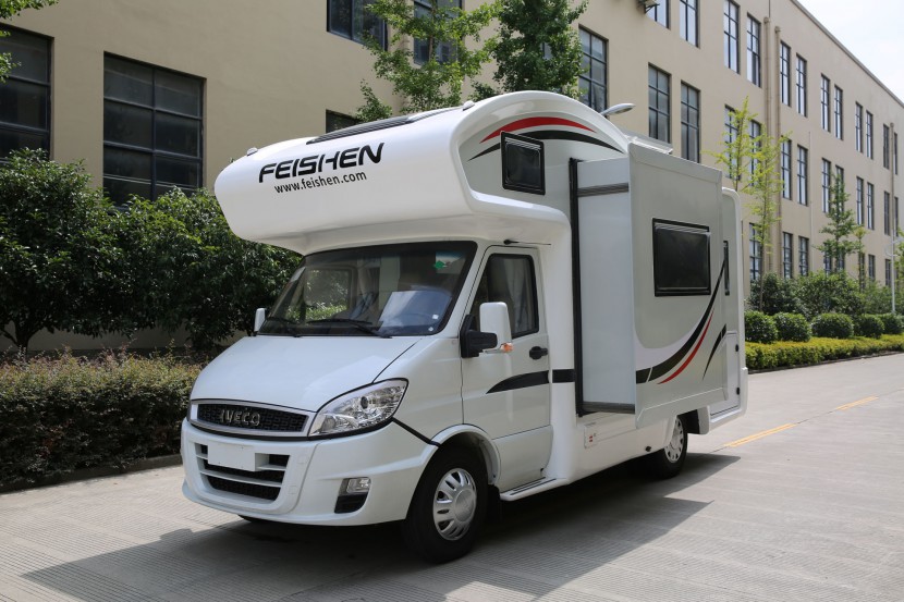 3.31飞神房车参展2018中国（郑州）国际房车旅游产业链大会 3efad34d893f94532fd3d2a234