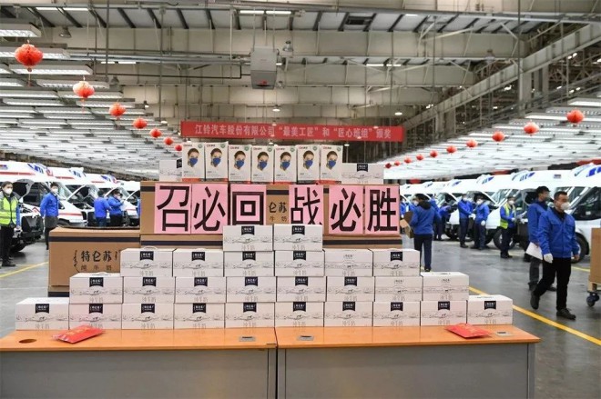 首批1300辆福特全顺救护车紧急援驰