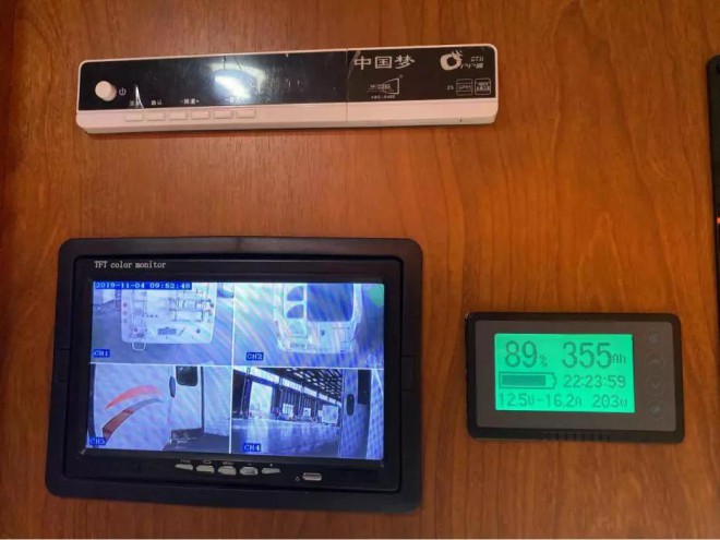 11.23杭州房车展中国风布局是不是更有味道?华居依维柯C型后上下床房车1b2a5d75ec7e47888793e1d89c4ffd74
