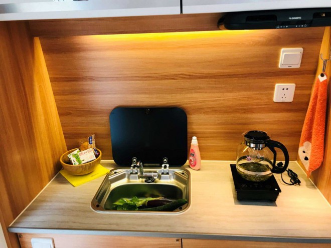 澳森拖挂房车——C型款0ad8c24497934353be423d5817b0d96e