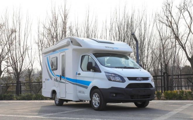 36.8万的C型房车,究竟是噱头还是馅饼?get?code=NjY3YjMyZDlhZmM4MjBkNDNkYmZkMTAxNzFiYWNkN2YsMTY2MTkyMjUxMzgwNg==