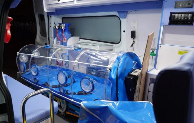 宇通捐赠负压救护车已开往武汉,紧急驰援火神山、雷神山67f4f0ca2fe24b76a50493c126131d79