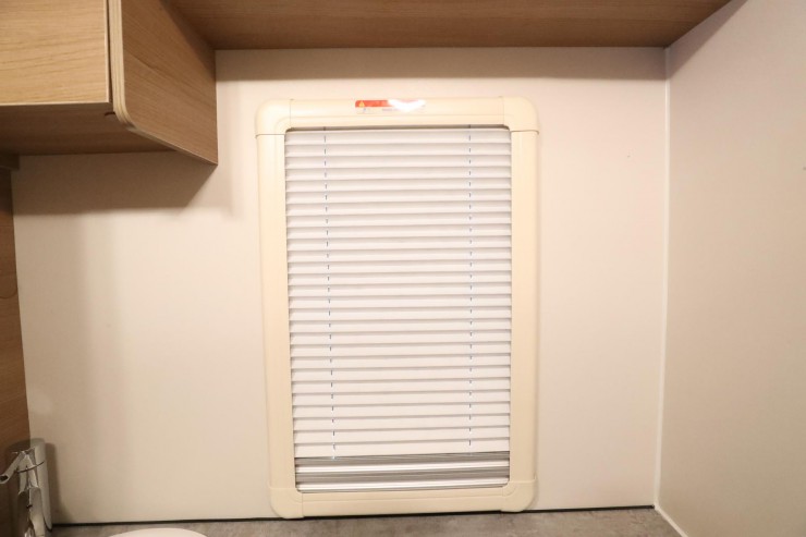 铁程依维柯经典版C型手动挡房车image061