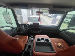轻卡H 500 轻卡升顶C型房车