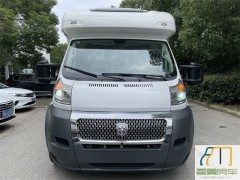 道奇 2022款道奇公羊RC600 C型小额头房车
