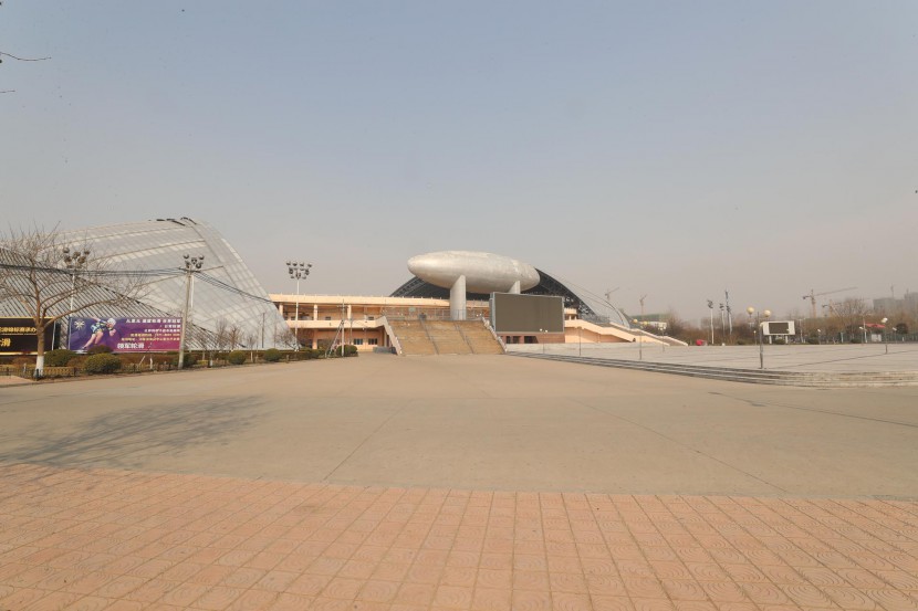 3.31郑州房车展场地河南省体育中心 WLH_3099