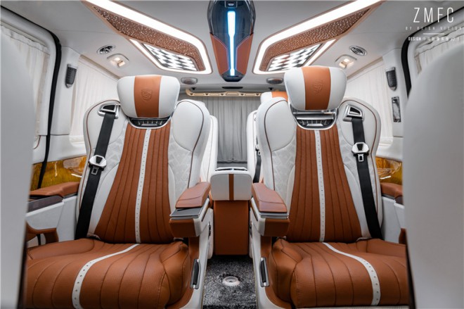 【虏曼V级】新款奔驰V级商务车六座豪华MPV20210508142036413