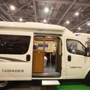 鲁道尔东风御风