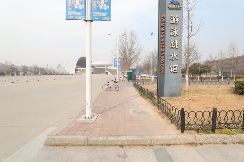 3.31郑州房车展场地河南省体育中心 WLH_3261