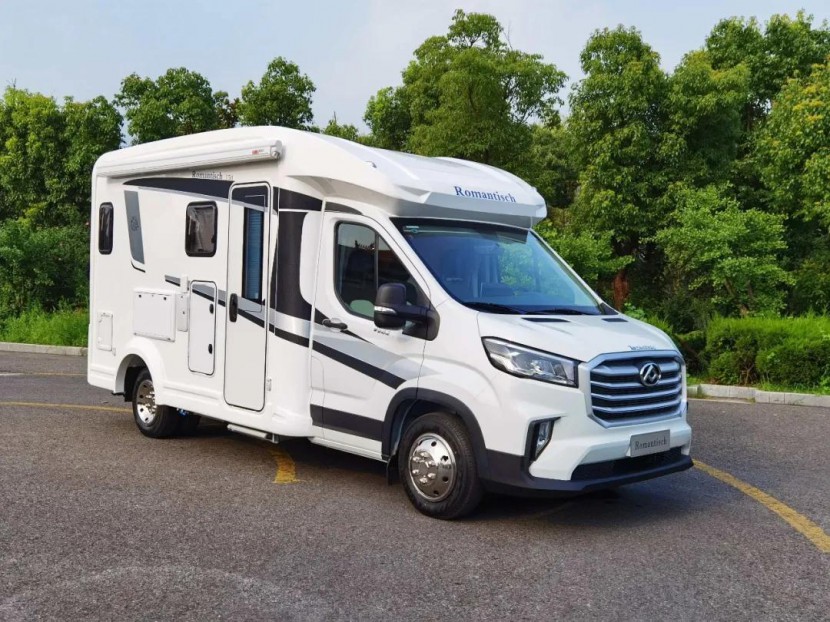 【首发】罗曼特斯T50，国六大通V90底盘自动挡房车正式下线接受预定92116e26df3a4ef7be20f8e14e1caa90