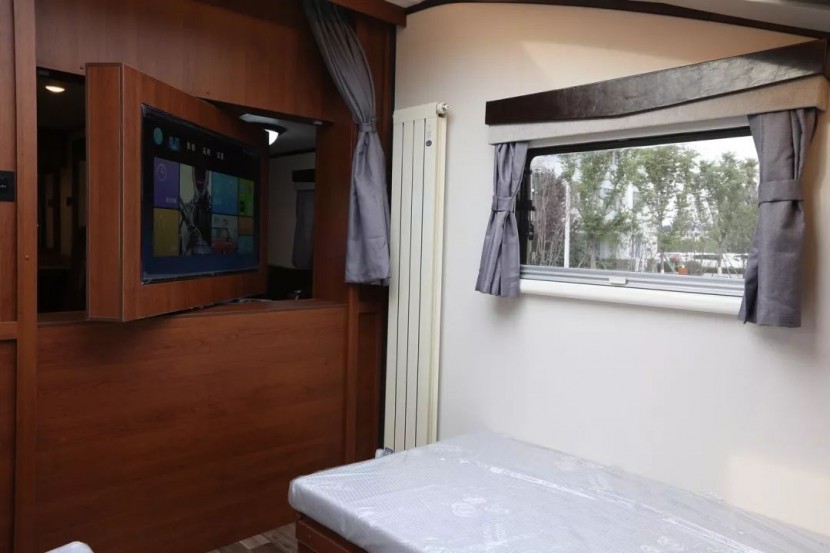 宇通房车：8米美式拖挂来了！你想要的尊贵舒适感，我全都有~