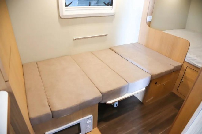 宇通T310上路版拖挂房车e89609687cb34257ae7c8a568735d963