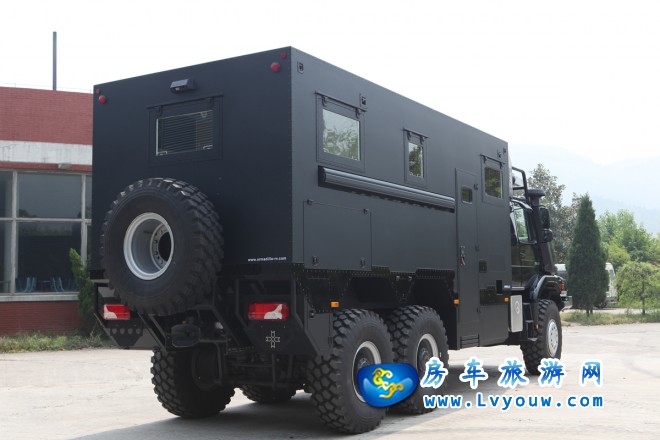 阿莫迪罗·赛托斯6X6ZETROS奔驰底盘系列