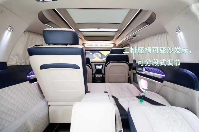 奔驰V-class全隔断MPV商务车，为什么备受老板明星们的喜欢？29.jpg