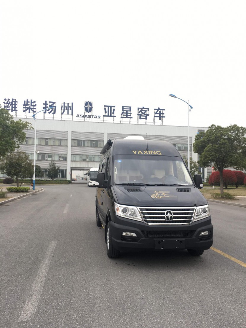 11.23杭州房车展亚星欧睿携自主研发B型奔驰底盘调效、进口配件内饰、商务旅居两不误房车亮相展会5058dcee1e3d400198140ad4859d7143