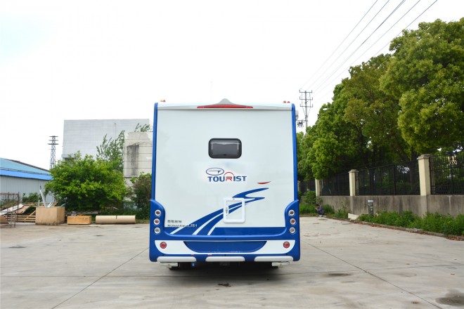 拓锐斯特依维柯C型菁英版 48.8万起 DSC_0155