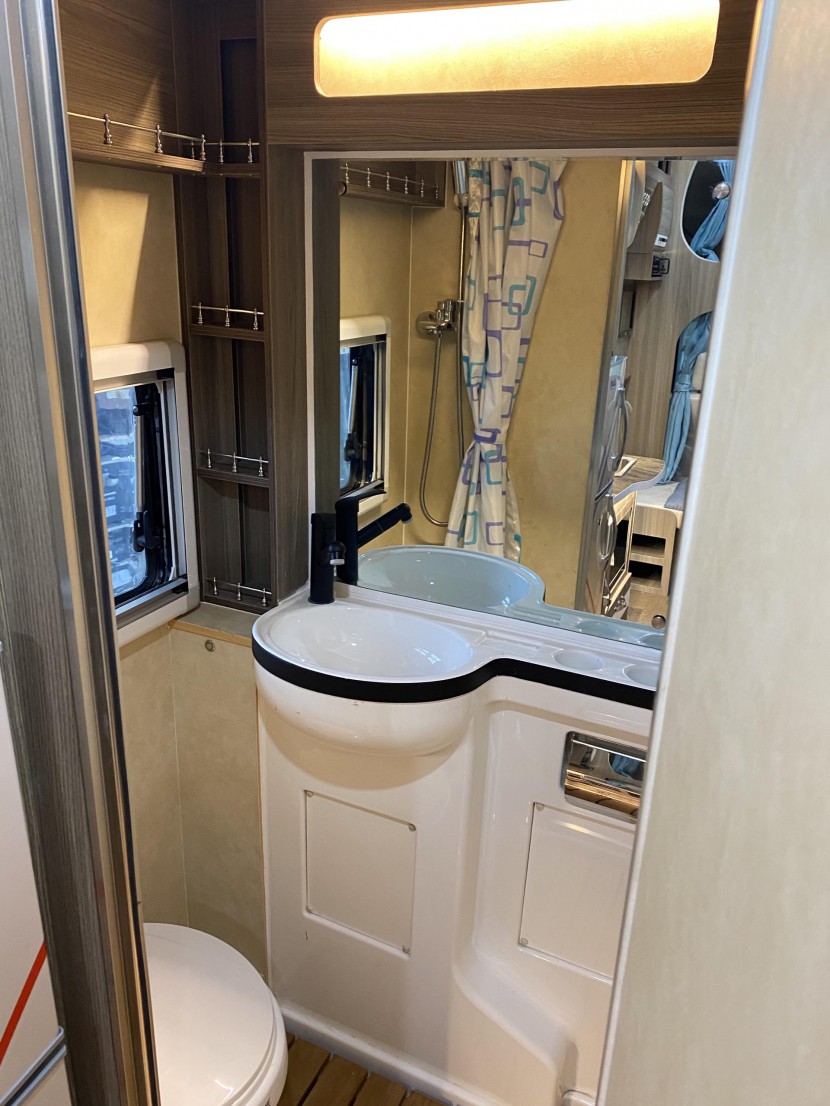 6.5洛阳房车展侣友房车携旗下高端新产品依维柯C型房车首发亮相e7733a4164fb403aadacfe9684844cd1