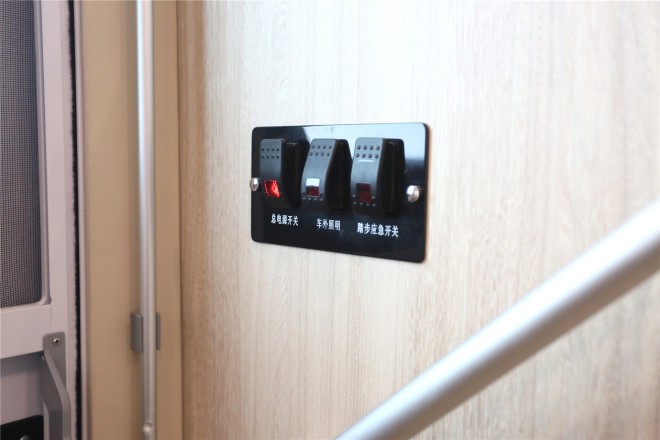 拓锐斯特依维柯C型经典版TIC-600 48.8万起 00001275