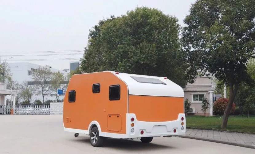 新飞房车||这款拖挂房车在京顺利上牌！图片
