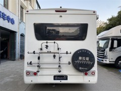 依维柯 21款览众塞拉维依维柯C型房车