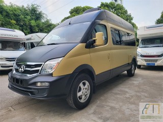 上汽大通 2017款上汽大通RV80旅行家原厂房车