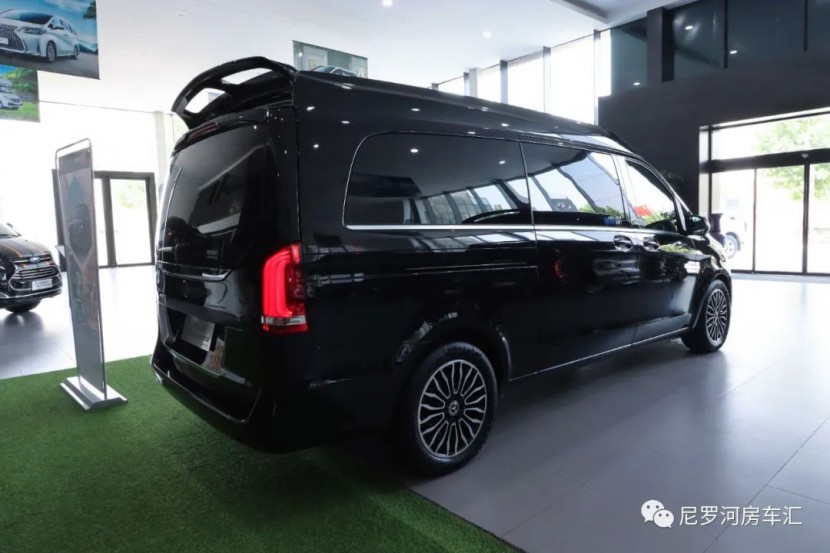 【新车到店】迈巴赫VS980L—咖啡棕图片