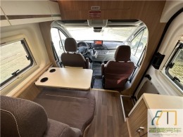隆翠房车 2023款大通V90隆翠后双胎房车