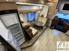 览众 20款览众塞拉依维柯双拓展C型房车