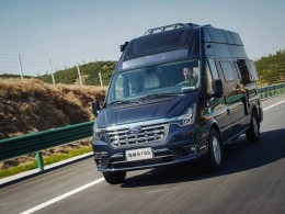 瑞弗 2022款R700悠享版