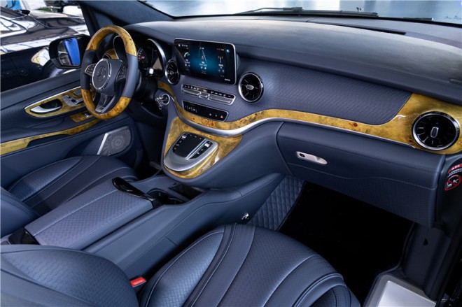 【圣母峰巅峰】奔驰六座商务车高顶无隔202103301544005897