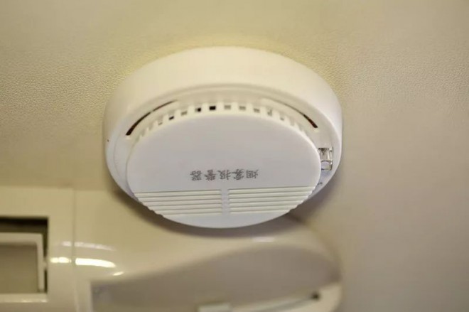 宇通进口依维柯C630尊享版无拓展房车