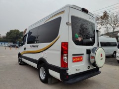宇通 2020款B530舒适版 纵置床