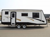 帝盛营地房车