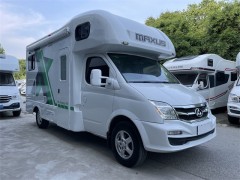 2018款上汽大通RV80 2.5T自动挡 C 型房车  上汽大通