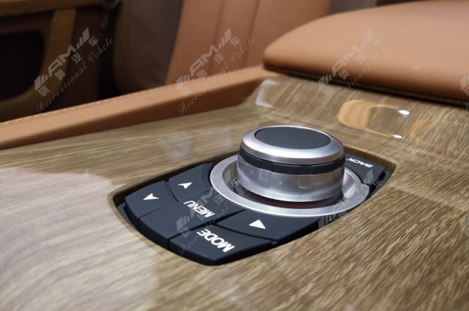 AM晓奥斯宾特享华商务版奔驰斯宾特商务车158万rBQBHV8eRyaEH423AAAAANF8FZc383