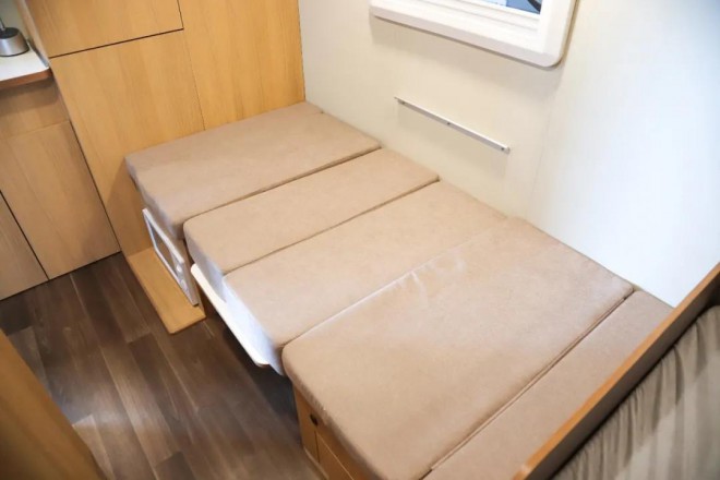 宇通T310上路版拖挂房车64488a8d402740ef9f0f4b79b50da951